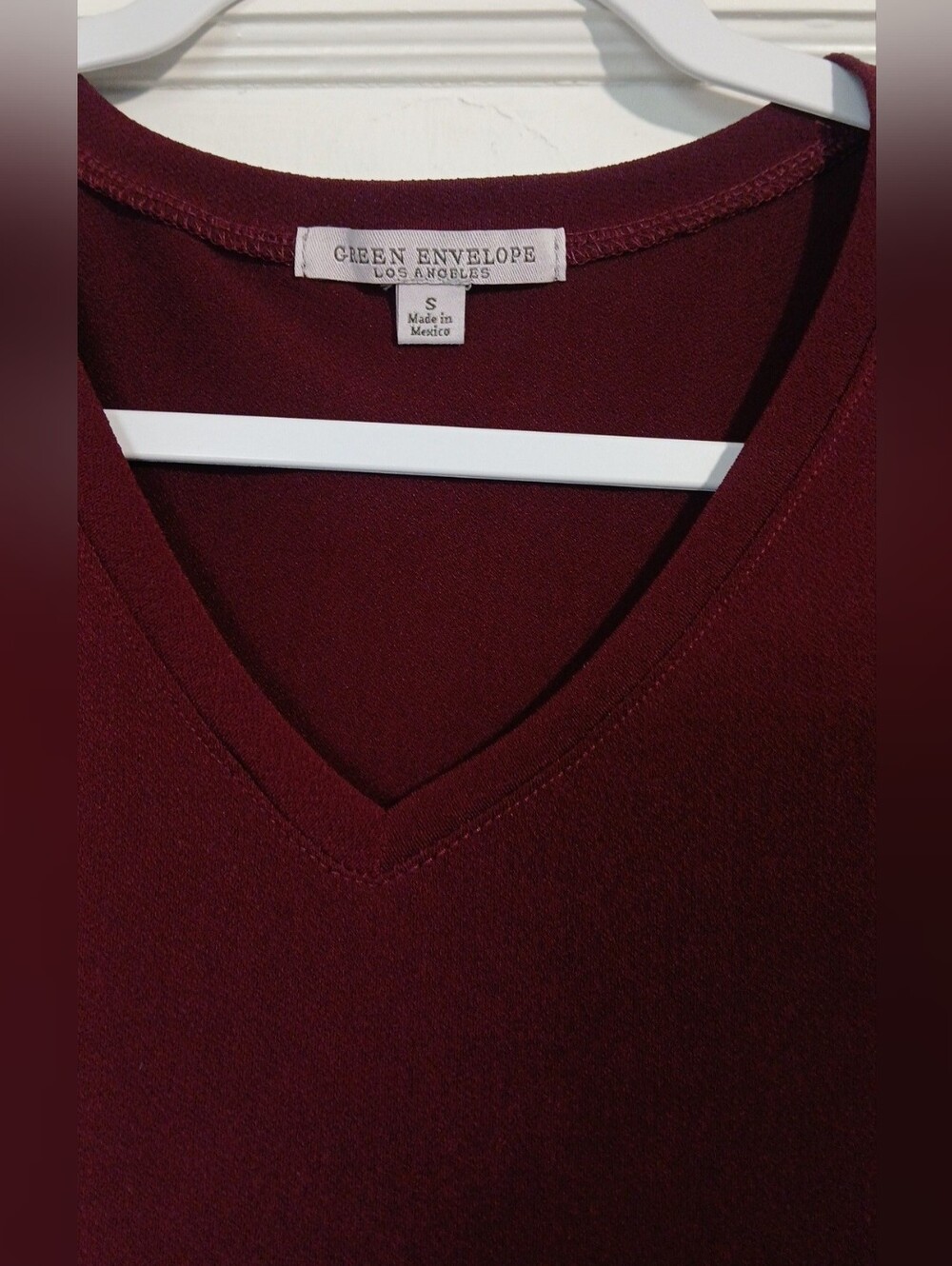 Green Envelope Burgundy V-Neck Puff Sleeve Tee - Picture 3 of 7